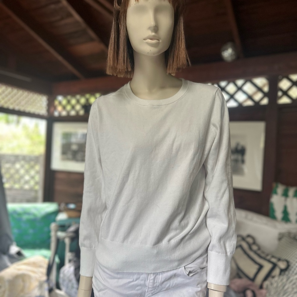 Old Navy White Crew Neck Sweater